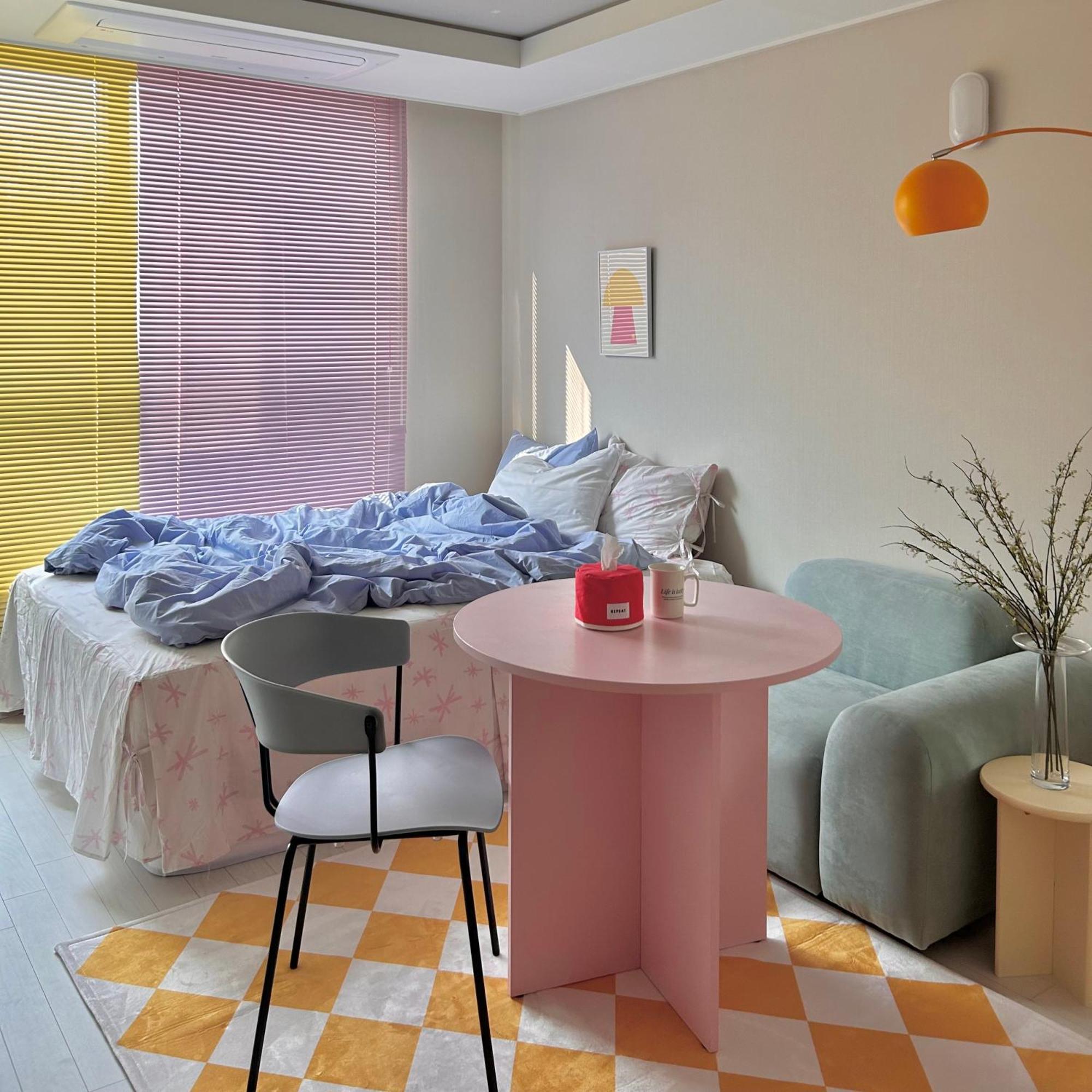 Dongseongro Meomoom Apartamento Daegu Quarto foto