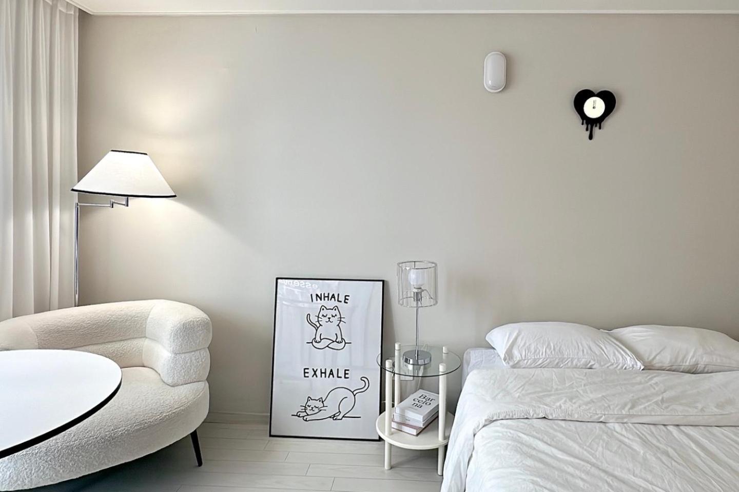 Dongseongro Meomoom Apartamento Daegu Quarto foto