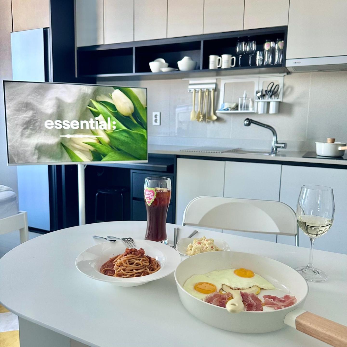 Dongseongro Meomoom Apartamento Daegu Quarto foto