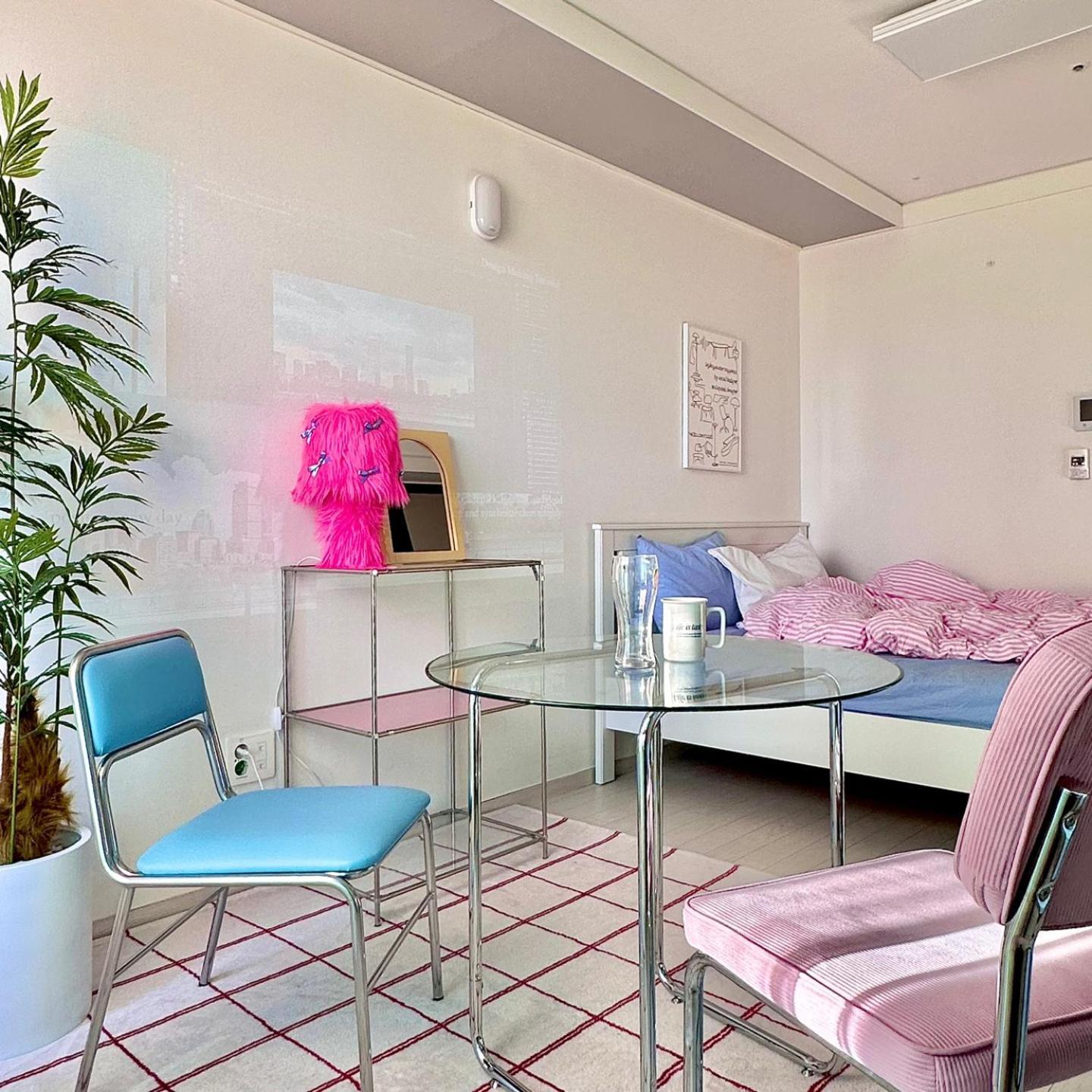 Dongseongro Meomoom Apartamento Daegu Quarto foto