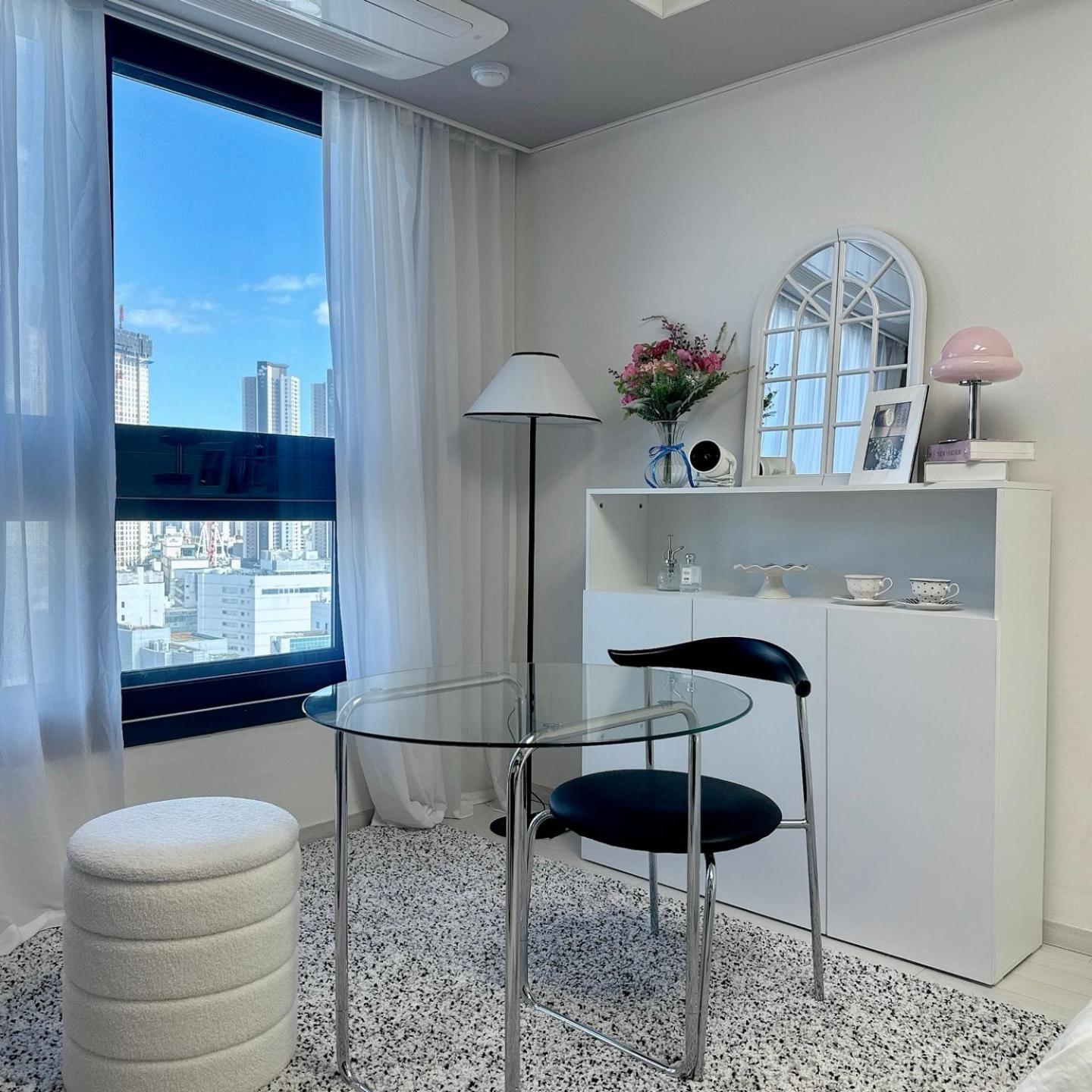 Dongseongro Meomoom Apartamento Daegu Quarto foto