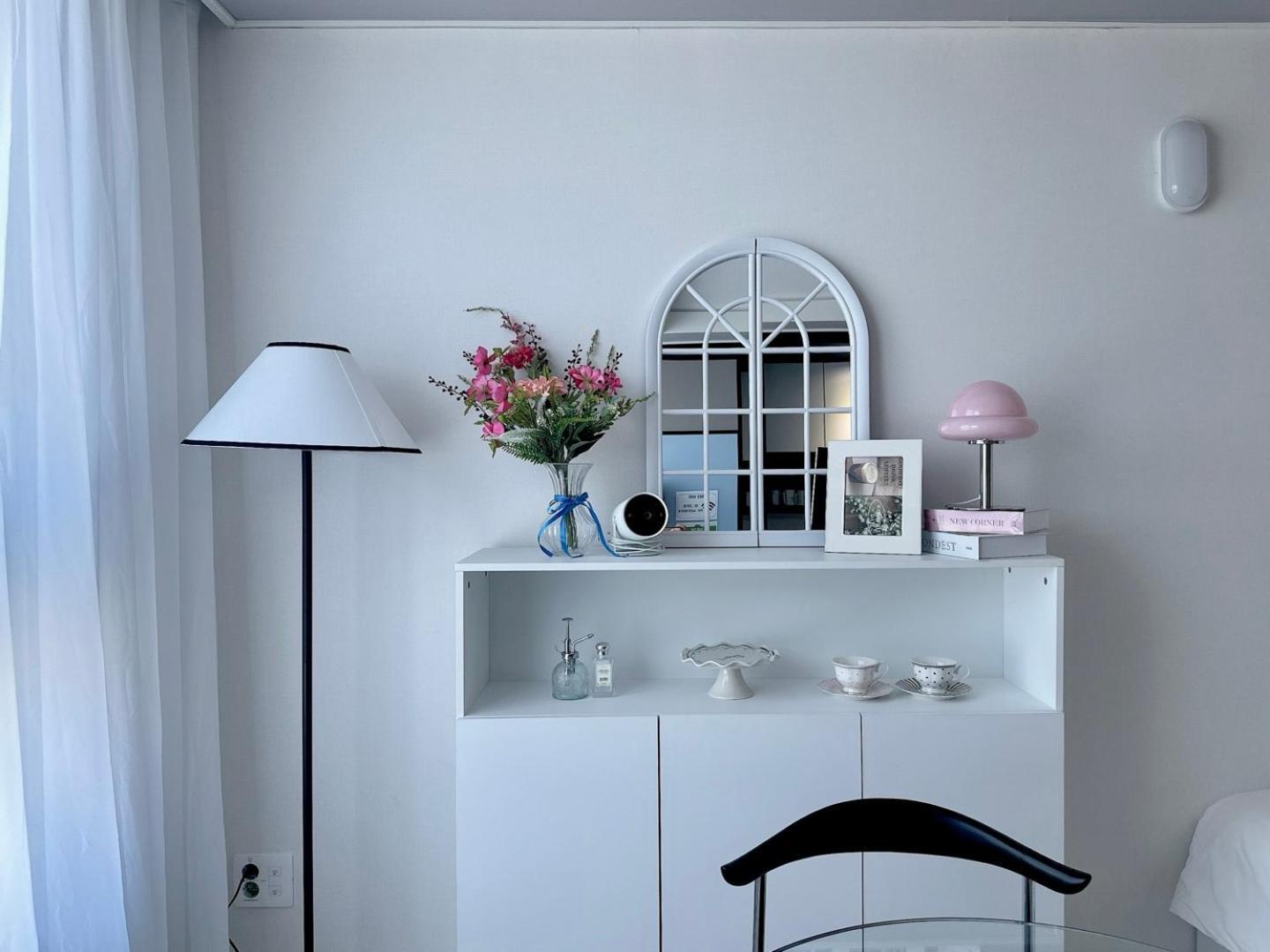 Dongseongro Meomoom Apartamento Daegu Quarto foto