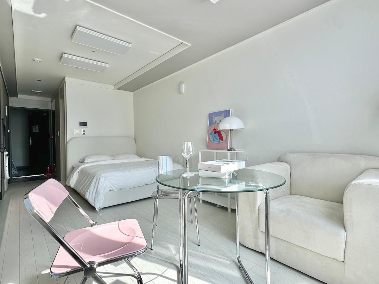 Dongseongro Meomoom Apartamento Daegu Quarto foto
